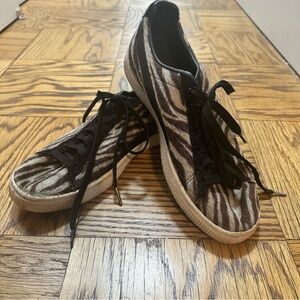Puma Clyde Zebra Print sneakers, size 10